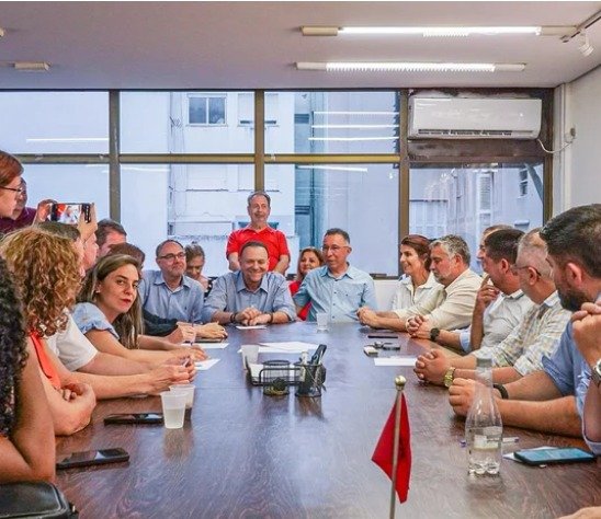 PT mira Juliana Brizola porque sabe que seu próprio candidato não empolga