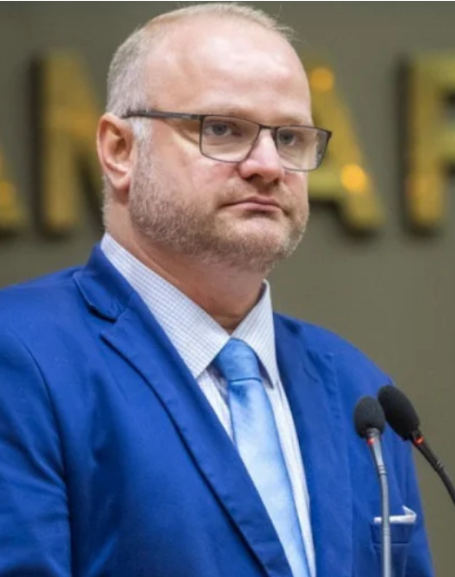 Leite e PT: a aliança que custa caro ao bolso do gaúcho, diz Tiago Albrecht