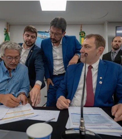 Imprensa aliada ao governo tenta desqualificar CPI dos Pedágios antes do debate começar