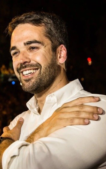 Entre o Planalto e o Senado, Eduardo Leite afina o discurso e o espelho