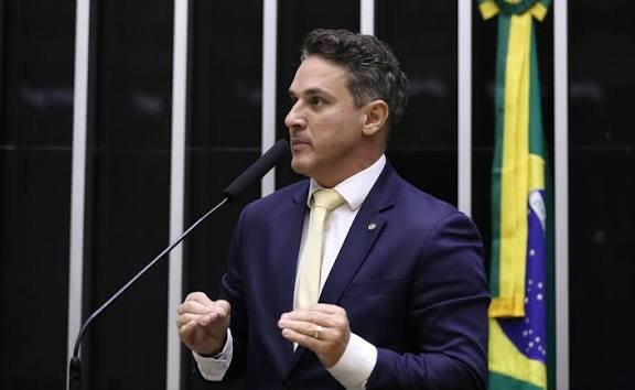 Zucco lidera atuação parlamentar na Câmara em 2025