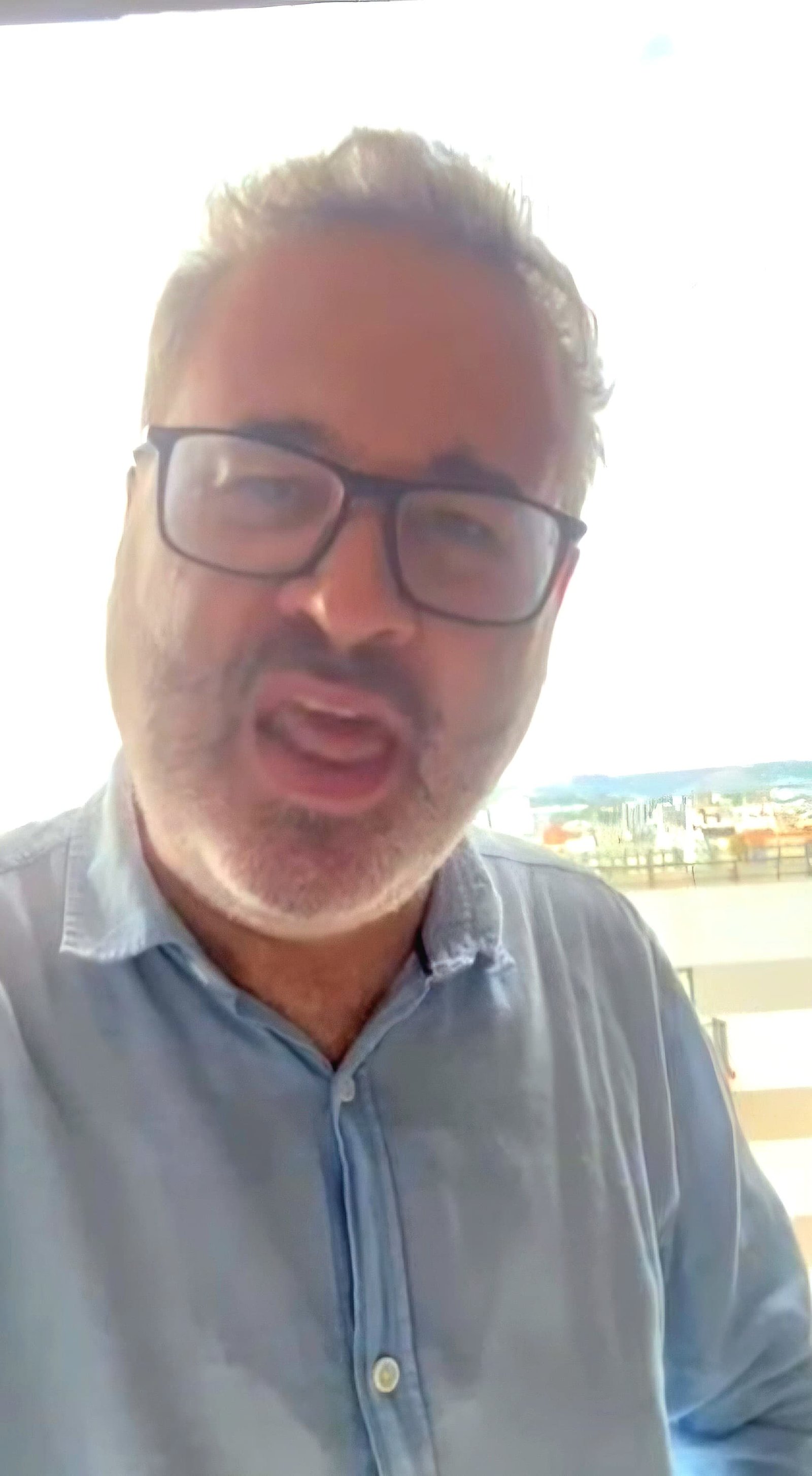 Robaina critica “trampolim político”, mas esquece quem pulou primeiro