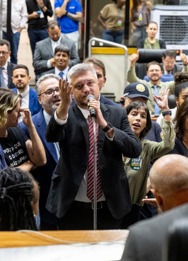 Vetos provocam tensão e quase travam debate do Plano Diretor