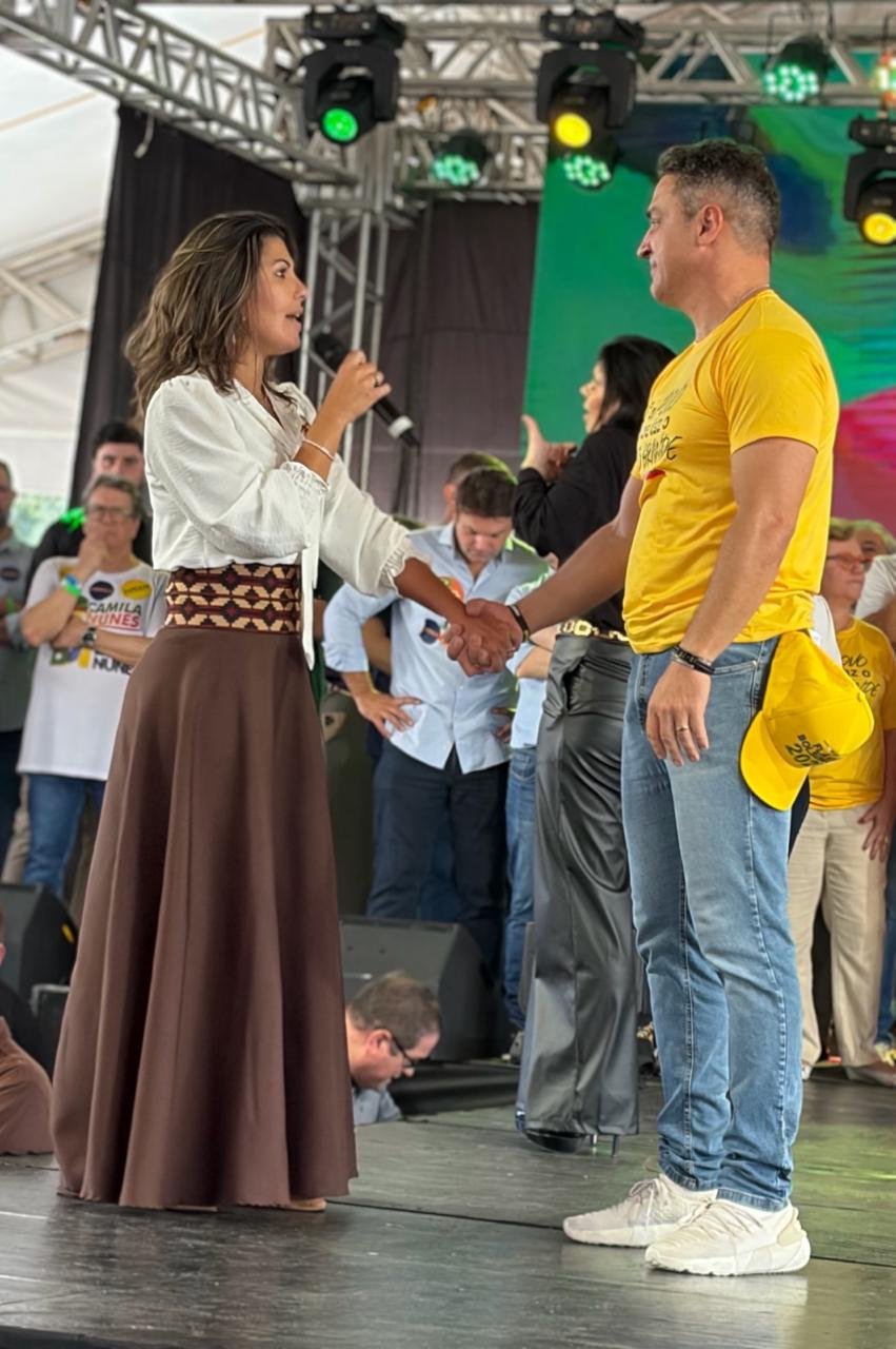 Joyce Zucco dá base e força à candidatura do marido e impõe o protagonismo que uma primeira-dama deve ter