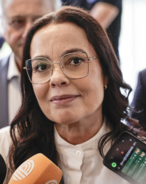 Juliana Brizola lidera primeira Quaest ao Piratini