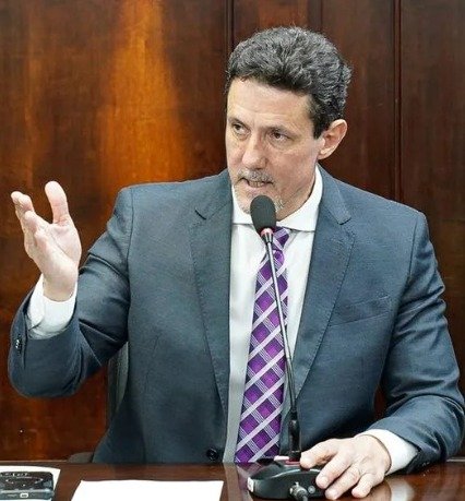 Delegado Zucco propõe isenção de IPVA para motoristas de aplicativo
