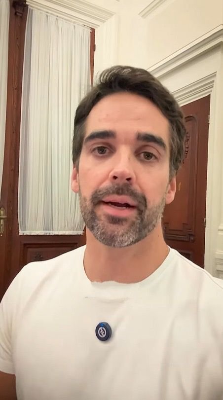 Leite rebate Camozzato e acaba jogando a culpa da crise no MDB do próprio vice