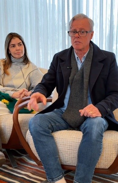 Kiko conversa com todos e deixa apoio em aberto