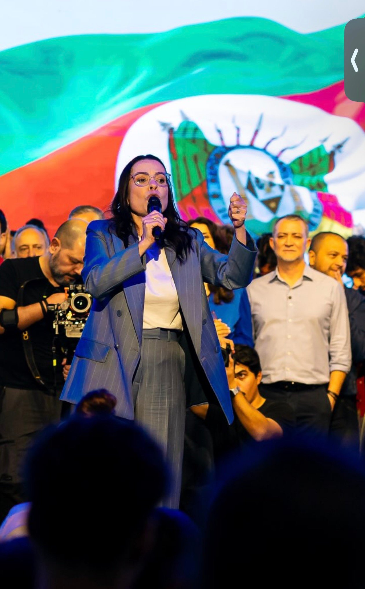 Juliana Brizola oficializa candidatura e intensifica ataques a adversários em convenção do PDT